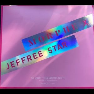 Morphe x Jeffree Star Artistry Eyeshadow Palette